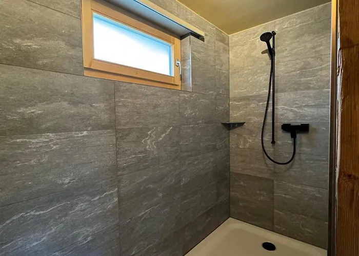 Feriehus Monjeri, Modern Und Einzigartig Kandersteg