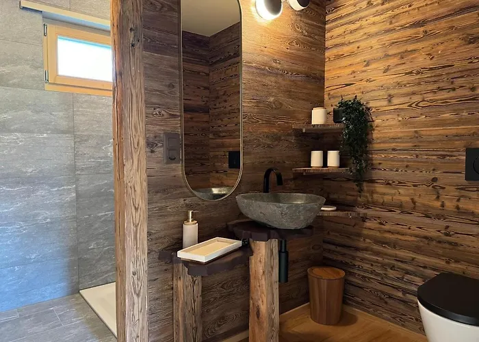 Monjeri, Modern Und Einzigartig *