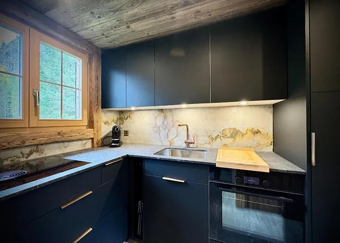 Monjeri, Modern Und Einzigartig Casa de Férias *